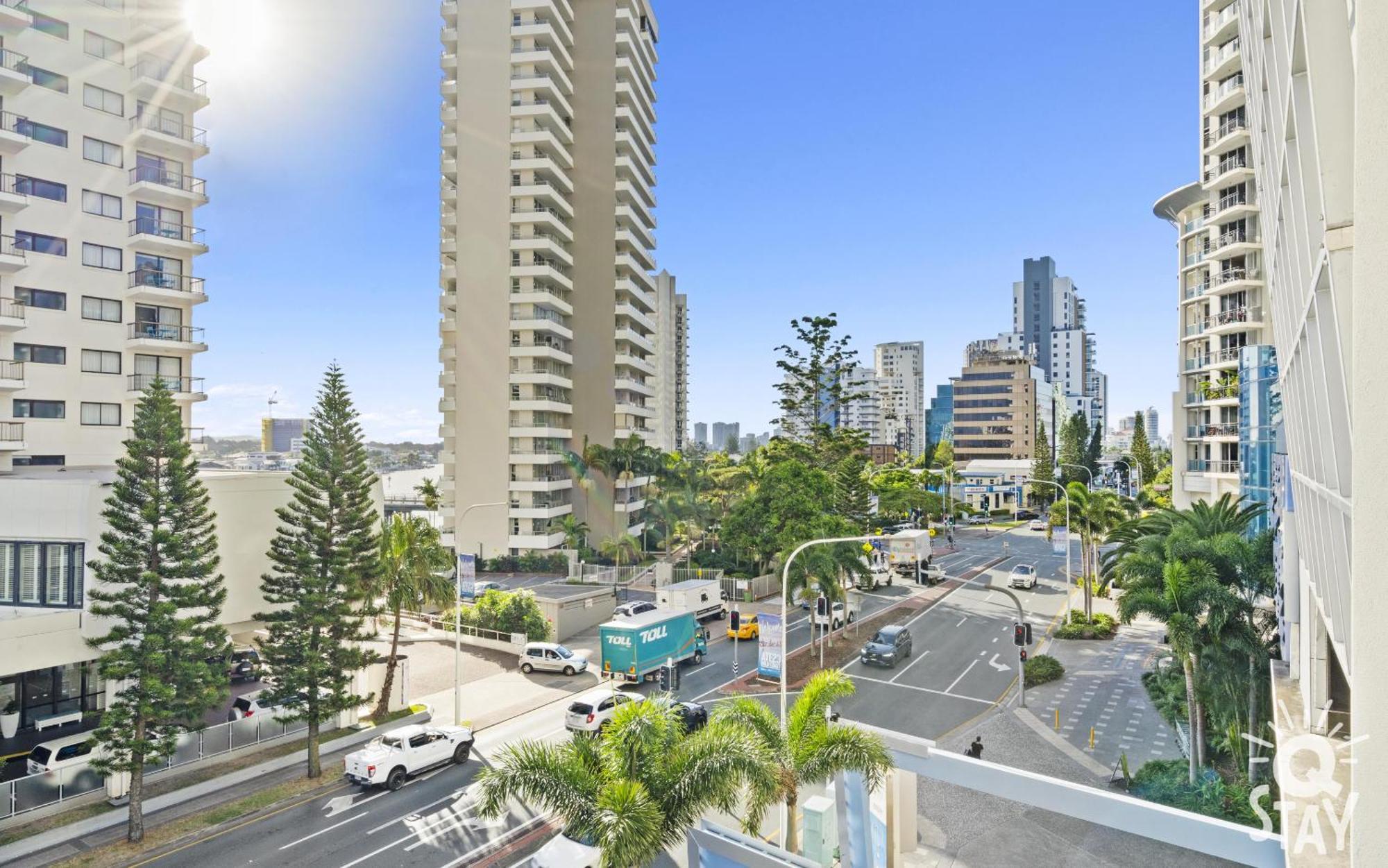 Chevron Renaissance Surfers Paradise Mid Week Madness Deal - Q Stay Gold Coast Buitenkant foto