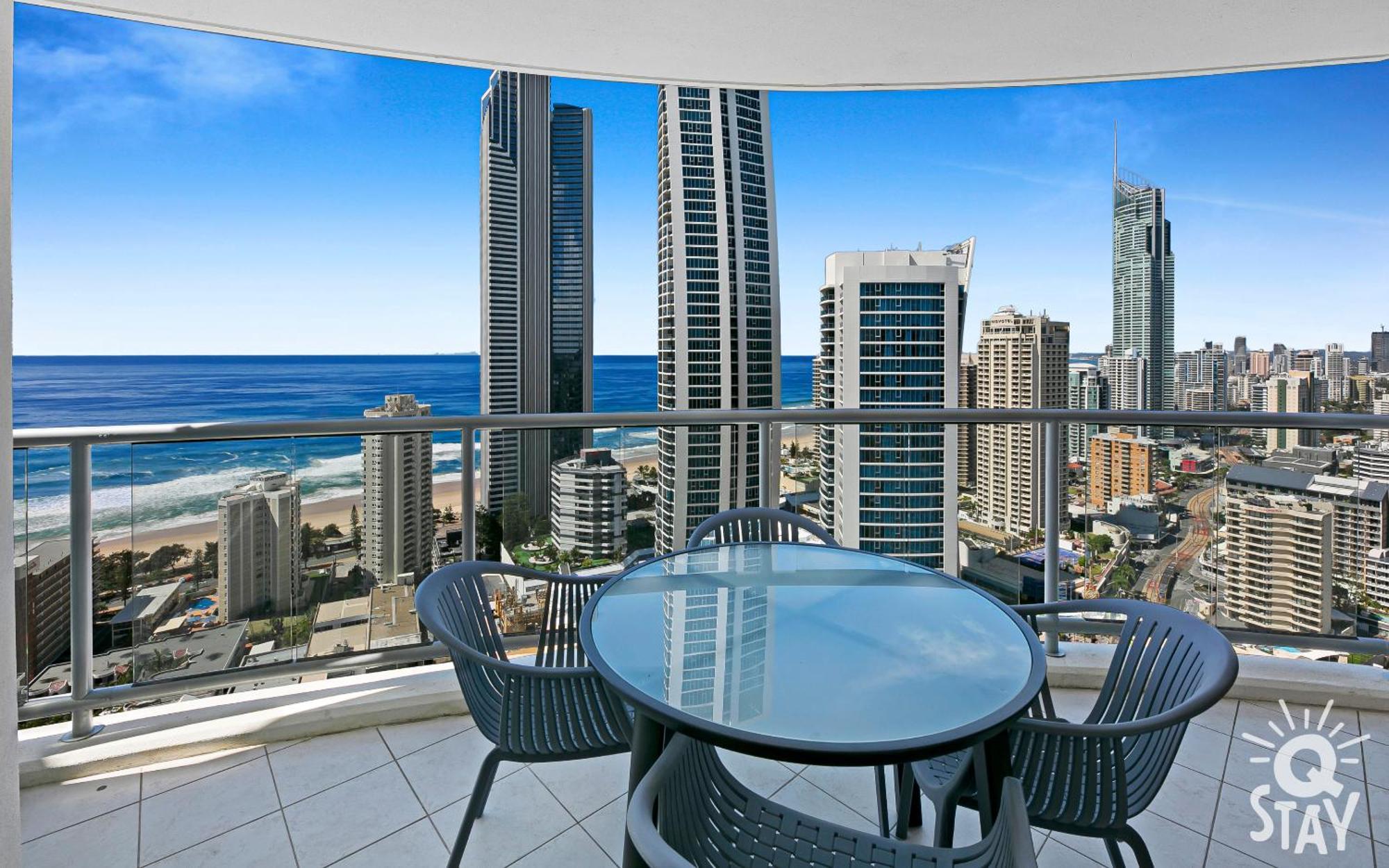 Chevron Renaissance Surfers Paradise Mid Week Madness Deal - Q Stay Gold Coast Buitenkant foto
