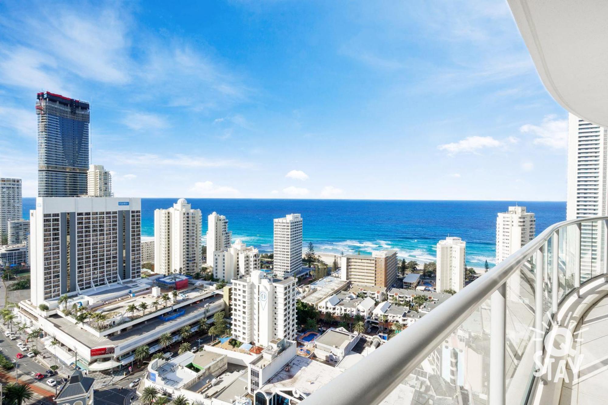 Chevron Renaissance Surfers Paradise Mid Week Madness Deal - Q Stay Gold Coast Buitenkant foto