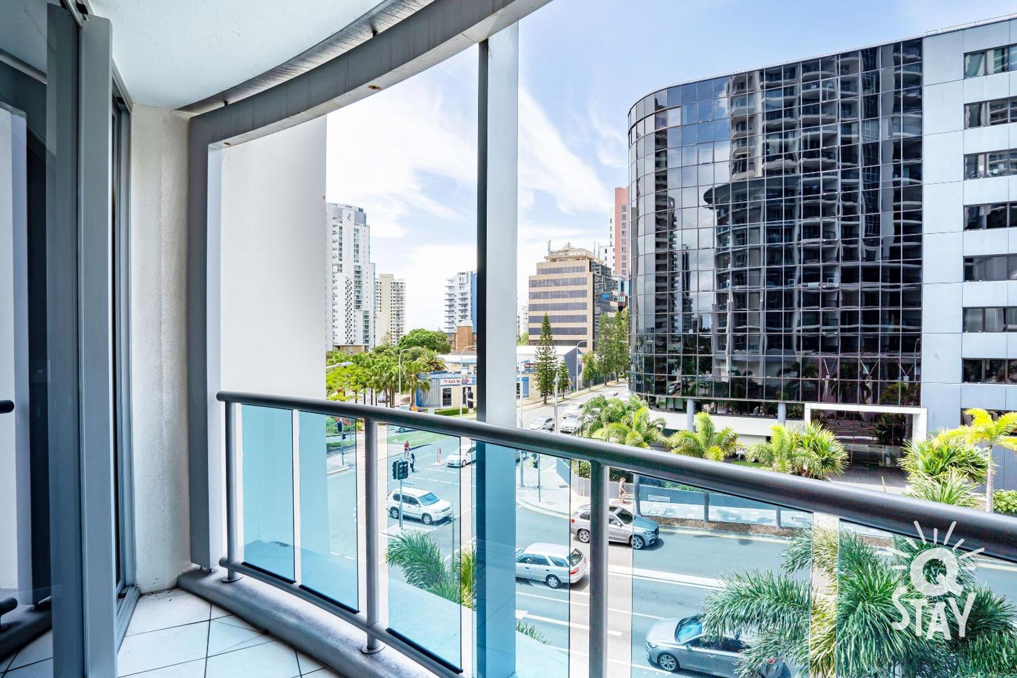Chevron Renaissance Surfers Paradise Mid Week Madness Deal - Q Stay Gold Coast Buitenkant foto